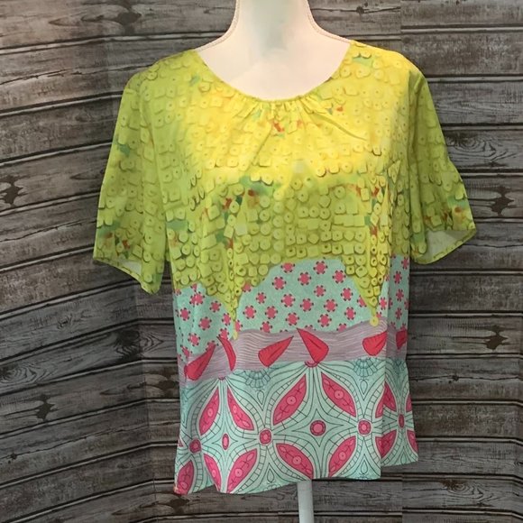 Bright & Bold Short Sleeve Top NWOT - Picture 4 of 5